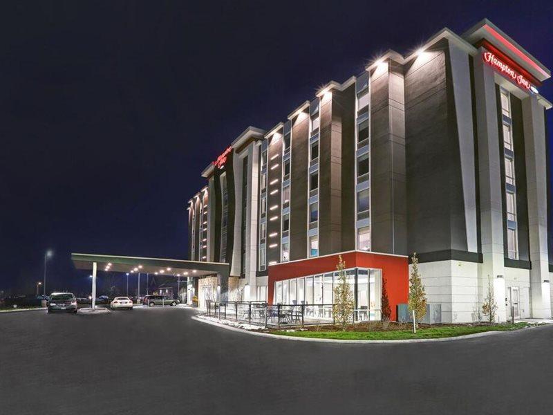Hampton Inn Peterborough Eksteriør billede