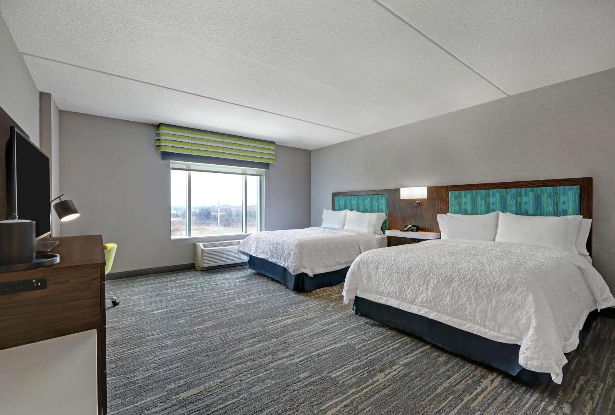 Hampton Inn Peterborough Eksteriør billede