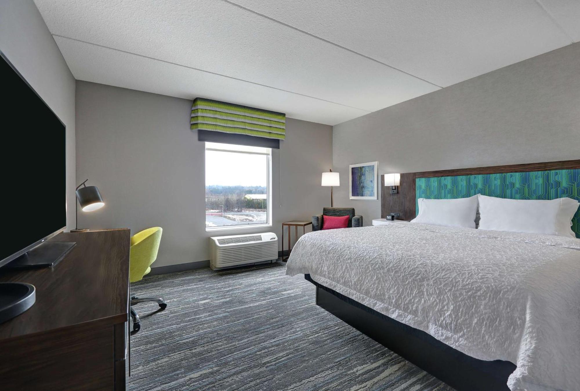 Hampton Inn Peterborough Eksteriør billede