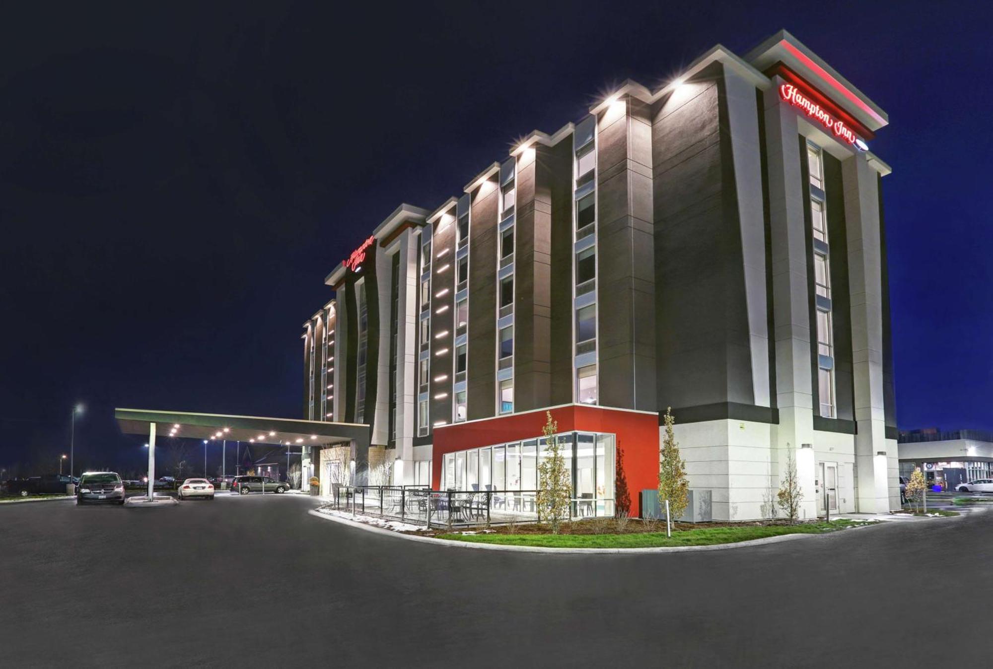 Hampton Inn Peterborough Eksteriør billede